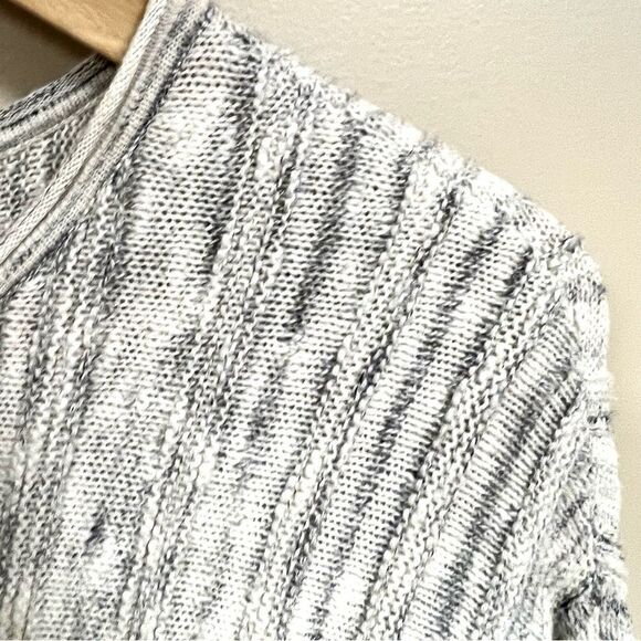 - J Jill Marled ivory/grey linen my sweater Size M - Picture 7 of 10